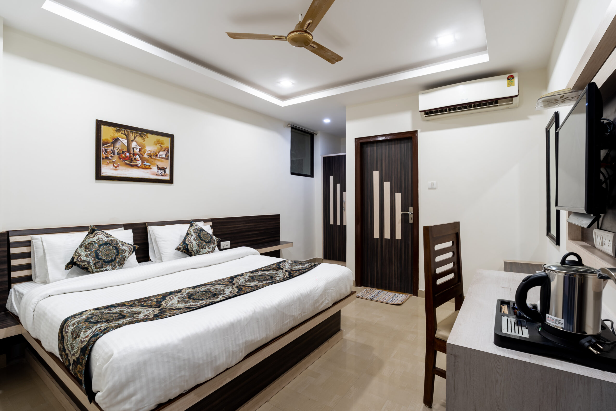 Super Deluxe Room 5